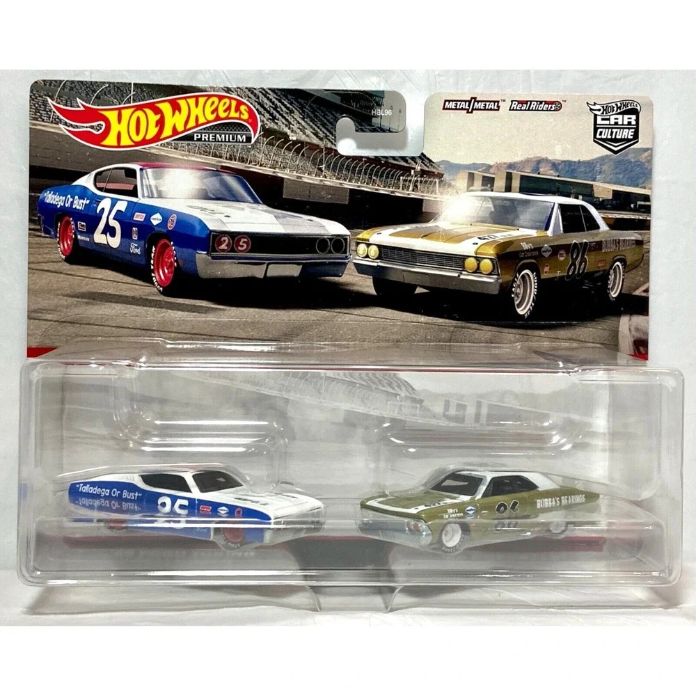 Hot Wheels Premium '69 Ford Torino Talladega & '66 Chevelle 2-Pack 1:64 Die-cast